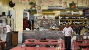 Un bodegón para comer en las alturas: dónde queda la cena secreta del piso 23