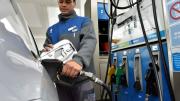 YPF subirá este domingo los precios de la nafta y el gasoil