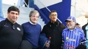 El presidente del Club Godoy Cruz Antonio Tomba Alejandro Chapini y la felicidad del anfitrión en el Gambarte