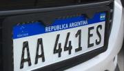 Insólito. Faltan patentes en todo el país: desde la oposición exigen respuestas