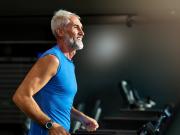 Activá el metabolismo y ayudá a bajar el azúcar con un ejercicio fácil que podés hacer sentado