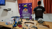 Operativo en Rincón de los Sauces: la Policía secuestró cocaína y armas en diversos allanamientos