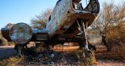 Lugares abandonados: un avión a metros del dique de Ullum y su trasfondo