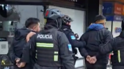 Tensión frente a Casa de Gobierno por el desalojo a protesta mapuche: hay 17 detenidos
