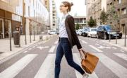 Un clásico de los 2000: la prenda de oficina que vuelve a usarse por su estilo y elegancia