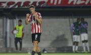 El León quiere volver a ganar para mantener a Domínguez