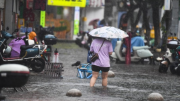 China en alerta máxima: tifón Wipha sacude el sur del país y genera más de 11 mil refugiados