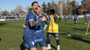 Temperley ganó con uno menos y se ilusiona con todo