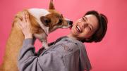 DÍA MUNDIAL DEL PERRO: 7 razones por las que tu perro te lame
