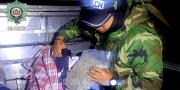 Umopar descubre marihuana camuflada en prendas de vestir en un bus interdepartamental en Cochabamba