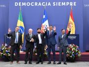 El progresismo iberoamericano lanzó en Chile una ofensiva contra el autoritarismo y la ultraderecha