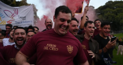 Interna libertaria: Santiago Caputo y las “Fuerzas del Cielo”, sin lugar en las listas