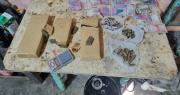 Secuestraron drogas y armas en allanamientos realizados en tres villas de Rawson