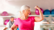 Recomendado para mayores de 50 años: el entrenamiento que ayuda a prevenir la osteoporosis