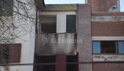 Se incendió un departamento en barrio El Bosque: una perra fue rescatada y salvada por un vecino