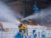 Nieve artificial en los centros de esquí: cómo funcionan las máquina para combatir la sequía y atraer a los turistas