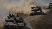 Como monstruos, tanques israelíes aparecieron en Deir al Balah, Gaza en el inicio de una ofensiva terrestre