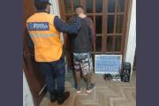 Detienen a joven con pedido de captura y recuperan bienes robados en barrio Belgrano