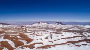 Sorpresa total: llegó la nieve hasta en el desierto más seco del mundo