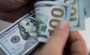 El dólar bajó, empujado por la disparada de tasas