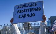 Contra el veto anunciado por Milei, múltiples sectores marchan a Plaza de Mayo