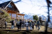 El refugio de montaña cerca de Esquel que combina aventura, sabores caseros y vistas al lago Futalaufquen