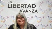 Quién es la candidata libertaria que estuvo afiliada al PJ y tiene una foto con Estela de Carlotto