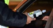 Un taxista con tres pasajeros a bordo chocó en Berisso y se negó a hacerse el test de alcoholemia