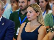 Renunció una diputada del PP en España tras mentir sobre sus títulos universitarios en su currículum