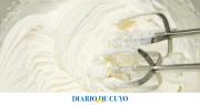Receta de Crema chantilly casera: cómo preparar un clásico de la pastelería