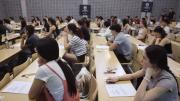 El Banco Santander premia a estudiantes argentinos con becas de $500.000: quiénes pueden acceder