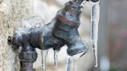 Frío extremo en Neuquén y Río Negro: cómo evitar que se congelen las cañerías y prevenir roturas