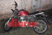 Insólito: quisieron asaltar a vecina, no les arrancó la moto y debieron abandonarla