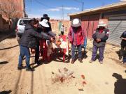 La calle Cochabamba de la Urbanización Modelo dejará el barro gredoso por nuevas losetas