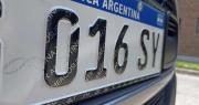 Faltante de patentes en Argentina: el gobierno de Javier Milei anunció cuándo normalizará la entrega