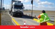 Transportistas denuncian falta de control a camiones en paso Monte Aymond