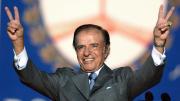 Amor, magia y poder: quién es la mujer que predijo una tragedia y fue amante de Carlos Menem