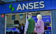 Fechas de cobro ANSES: quiénes cobran jubilaciones, pensiones y AUH este viernes 25 de julio
