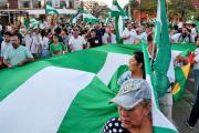 Masiva marcha en Santa Cruz exige elecciones transparentes al TSE