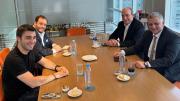 El modelo Kazajstán y Australia, la ruta del plan nuclear de Demian Reidel e YPF para exportar uranio primarizado