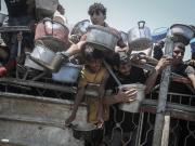 Hambre, muerte y desesperación en Gaza: ¿Por qué no llega la ayuda humanitaria que tanto se necesita?
