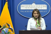 Gobierno de Ecuador anuncia el despido de al menos 5.000 funcionarios públicos