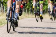 Conmoción: un ciclista murió al caer de un acantilado y creen que se tiró