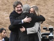 El show de Milei en la Rural: baja de retenciones, abrazos con Caputo, ninguneo a Macri y críticas a Villarruel y a Cristina