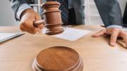 Fallo clave en Illinois: decisión judicial blinda a inmigrantes frente a demanda de Trump
