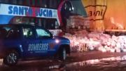 Trágico choque en Santa Fe entre un micro de larga distancia y un camión
