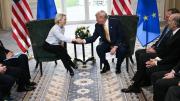 Donald Trump selló un gran acuerdo comercial con la Unión Europea para evitar una escalada de aranceles