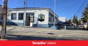 Detienen a una mujer por apuñalar varias veces a su pareja