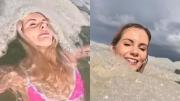 VIDEO VIRAL: Influencer creyó nadar en espuma marina y resultó ser aguas negras con heces fecales