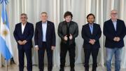 Tensión con las provincias: el Gobierno repartió $100.000 millones en ATN, pero no logra contener a los gobernadores